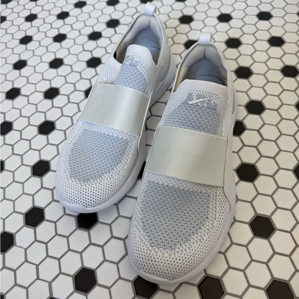 APL Women's TechLoom Bliss | white